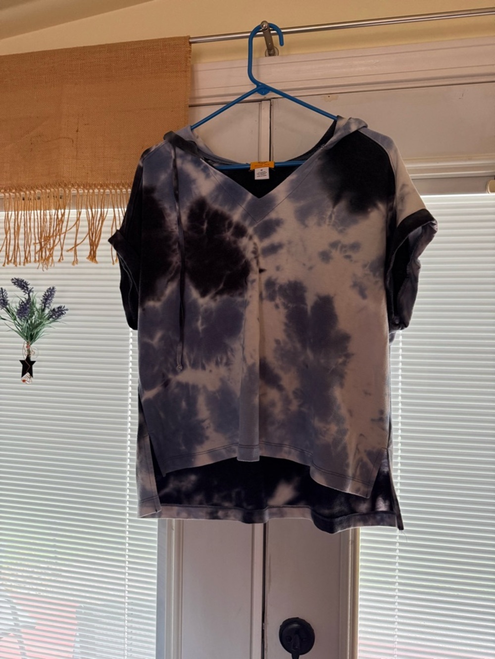 Ruby Rd. Black & White Tie-Dye V-Neck Hooded Top